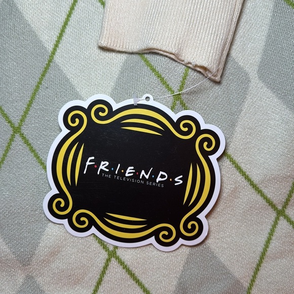 F•R•I•E•N•D•S Central Perk Argyle Cardigan Sweater Size L - Picture 8 of 13